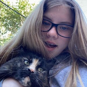 Meet your Posher, Sophi